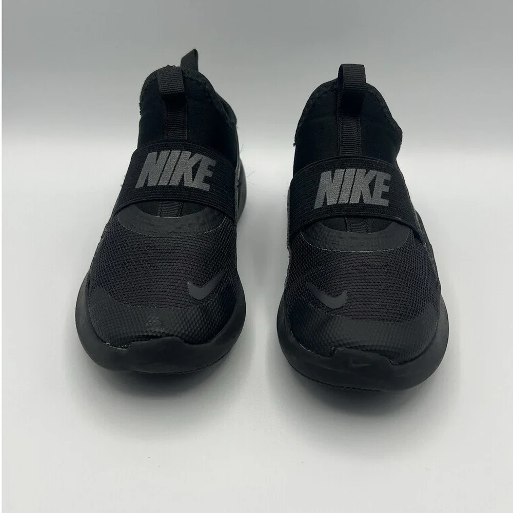 2025 Nike Flex Runner 4 Triple Black Slip On Runners - Kids Size 12.5 USED